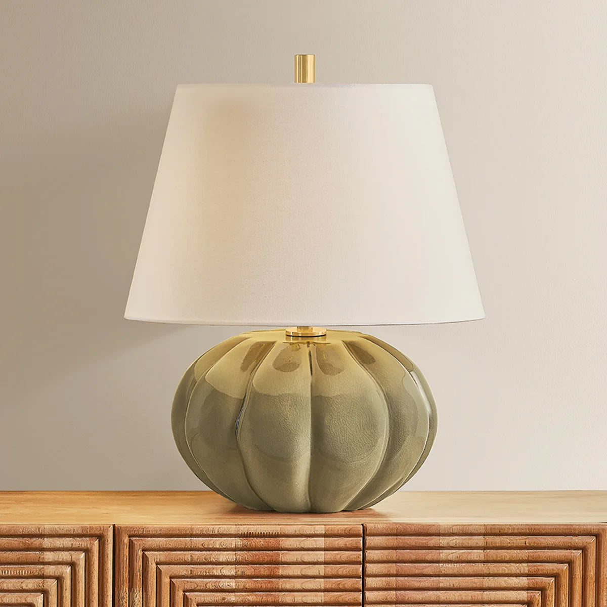Beata Table Lamp