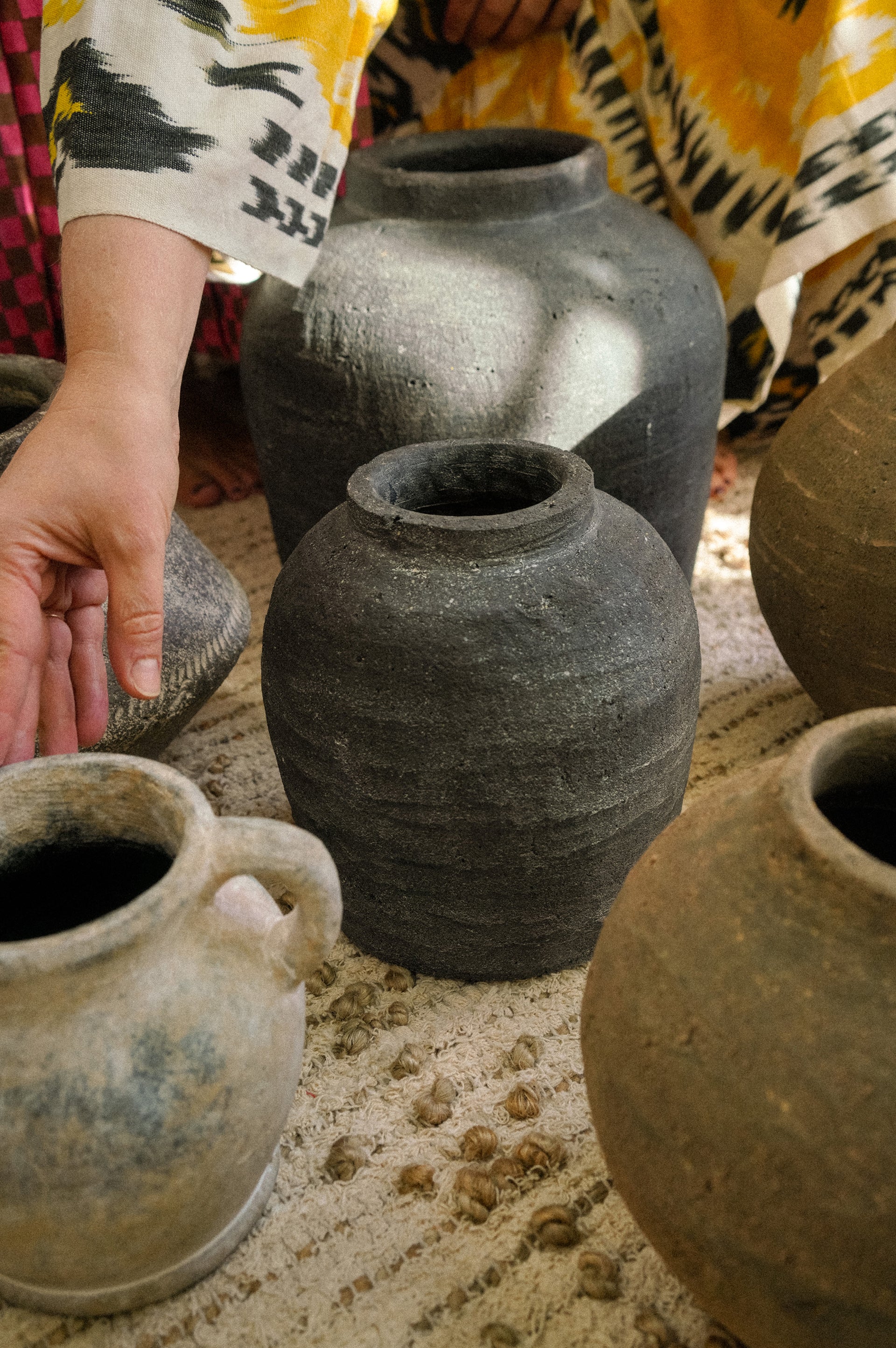 Volos Terracotta Vase Black